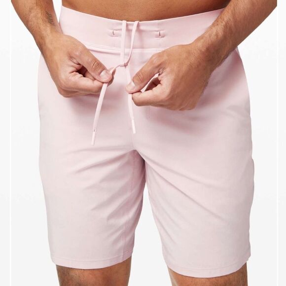 LULULEMON T.H.E. Short 9" *Liner Misty Pink M7AL9S Men’s Size Medium - Picture 3 of 8